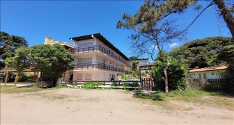 COQUETO DEPTO CON PISCINA A 50 M DEL MAR